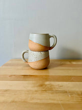 Load image into Gallery viewer, Handmade Criss-Cross Espresso Mug/Tea Cup: Buff mint