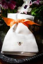 Load image into Gallery viewer, Bee Snug warming cushion with aromatherapy