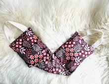 Load image into Gallery viewer, Neck Wrap Hot & Cold Therapy