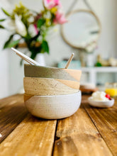 Load image into Gallery viewer, Handmade wide low bowl- ceramic rice bowl : Speckled mint