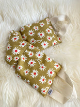 Load image into Gallery viewer, Neck Wrap Hot &amp; Cold Therapy
