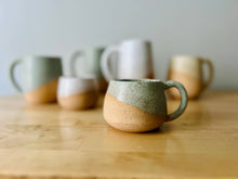 Load image into Gallery viewer, Handmade Criss-Cross Espresso Mug/Tea Cup: Buff mint
