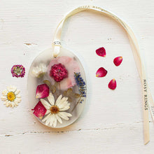 Load image into Gallery viewer, Apricot Rose Petite Botanical Sachet
