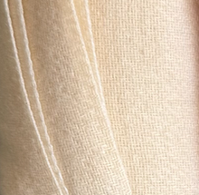 Load image into Gallery viewer, SAPA SHAWL: FUCHSIA
